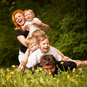 Familienportrait mit 4 Kindern